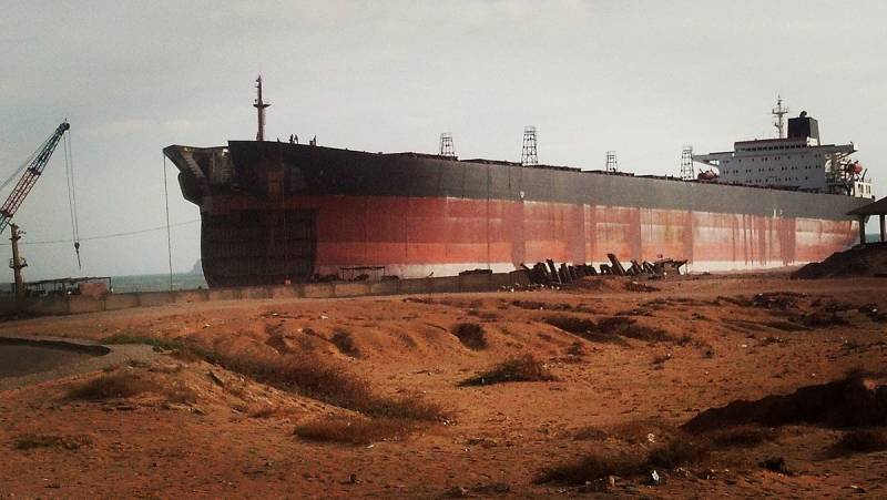 Govt nods to establishing ship-breaking yard at Gwadar