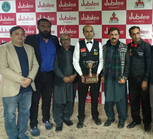 Saim clinches national snooker title