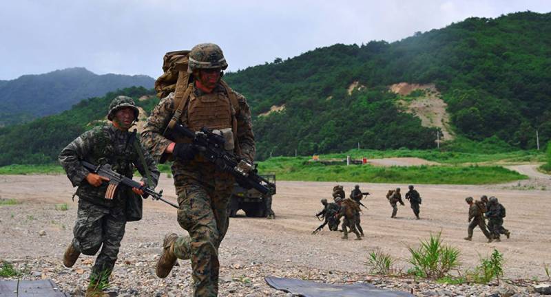 South Korea Agrees to Pay More for US Troops to Cut Defence Spending