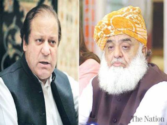 Nawaz, Fazl agree on govt’s removal, differ on modus operandi