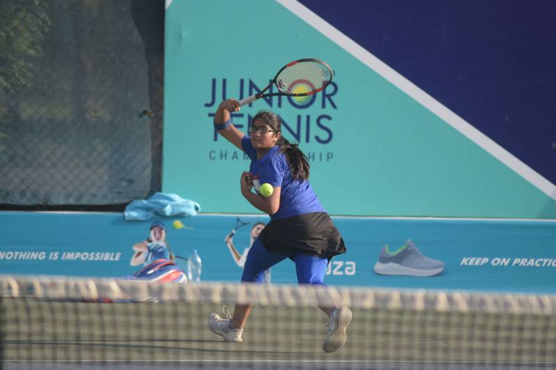 Top seeds advance in Punjab Junior Tennis