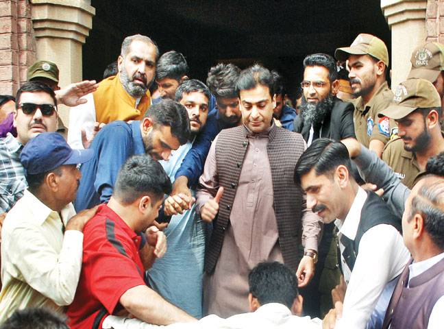 LHC extends Hamza’s interim bail till 27th