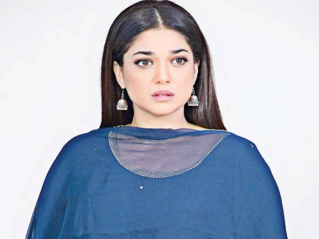 Sanam Jung makes comeback after 4 years in ‘Mein Na Janoo ’