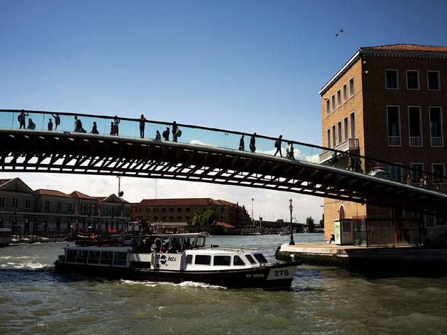 Venice fines architect $86K for tourist-unfriendly bridge