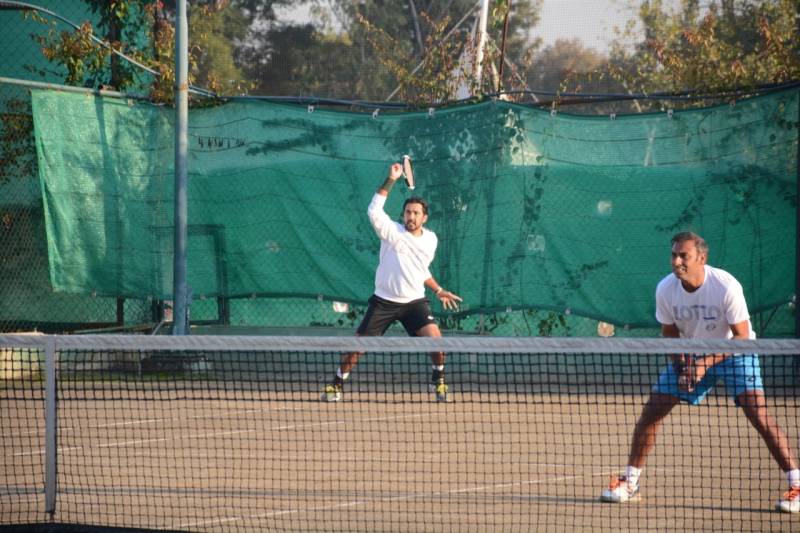 Hameed routs Ahmed in BB Shaheed Tennis