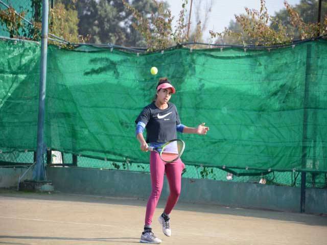 Mahin, Noor make way to BB Shaheed Tennis semis