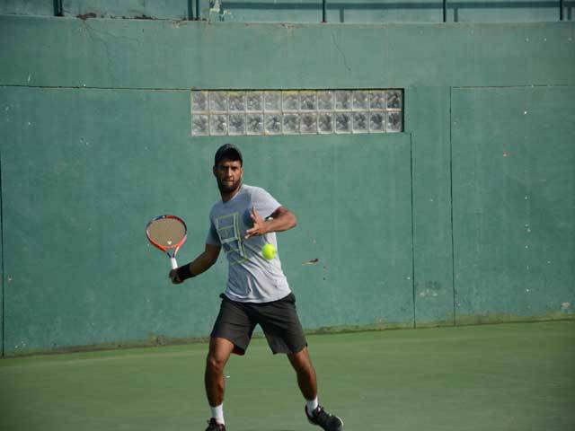 Shoaib, Aqeel enter Memorial Tennis semis