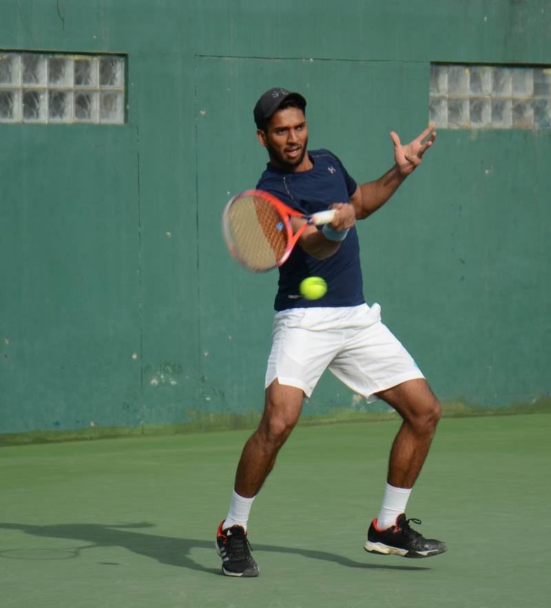 Muzammil dethrones Aqeel to lift Memorial Tennis title