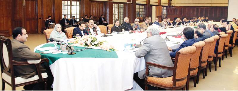 CM reviews Faisalabad development projects