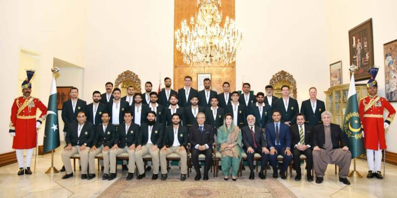 President Alvi wishes good luck to national, BD teams for first Test