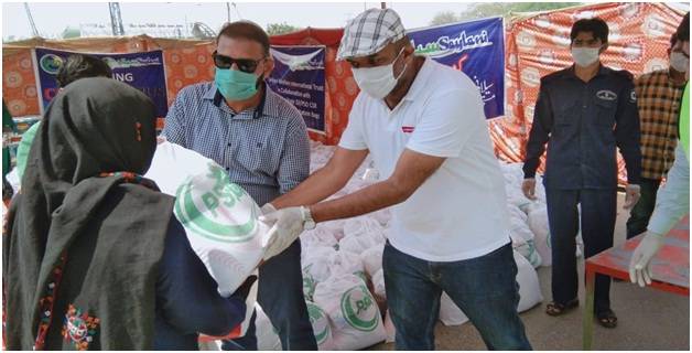 PSO distributes ration bags to corona affected families 