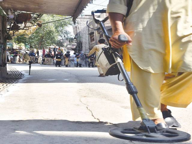 First Muharram procession culminates peacefully in Peshawar