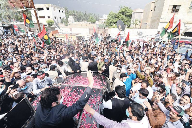 Sindh looking towards Centre for disaster relief package: Bilawal