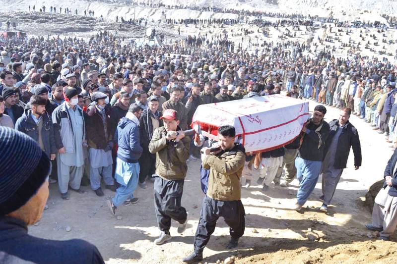 Slain miners laid to rest in Quetta after week-long sit-in protests