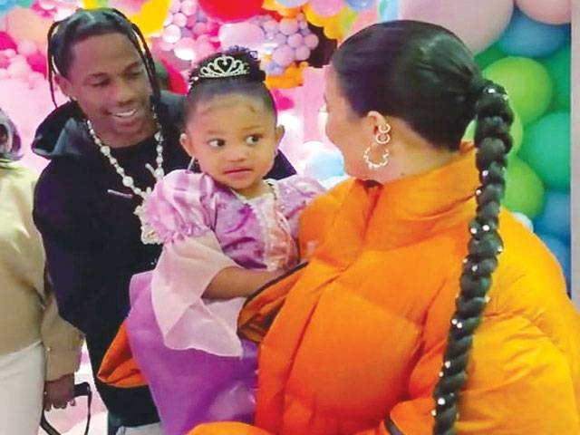 Kylie Jenner, Travis spend time with daughter Stormi