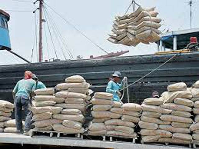 Cement exports surge by 252pc in April