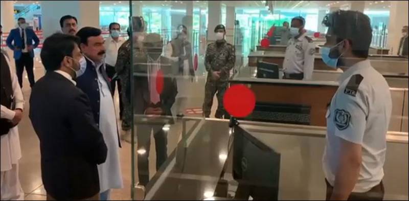 Sh. Rashid opens FIA counter at Islamabad airport for Chinese