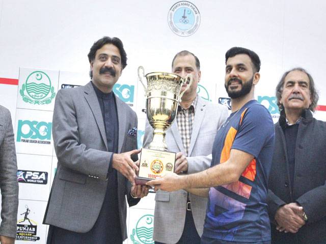 Tayyab lifts CM Punjab Int’l Open Squash trophy