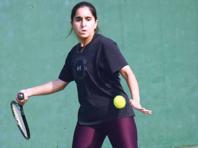 Ushna, Noor enter National Tennis semis