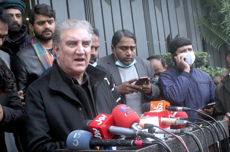 Qureshi hopes ‘positive, in-writing’ response from Bilawal, Shehbaz