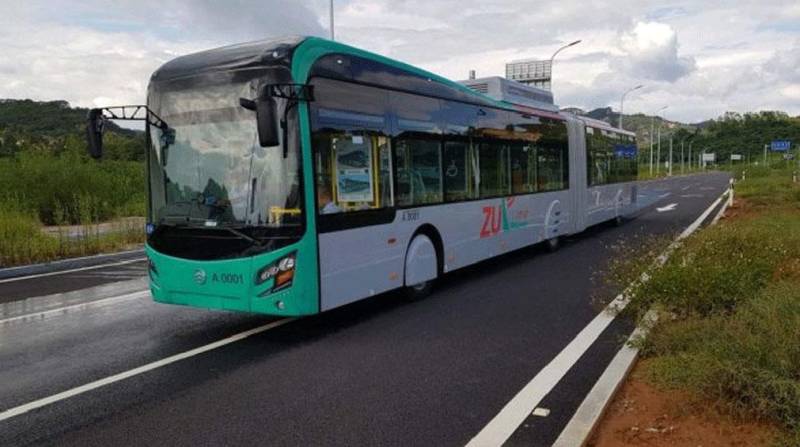 Peshawar BRT revolutionises public transport system: PM