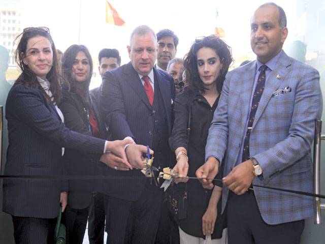 Italian ambassador inaugurates Future World School and College in Islamabad