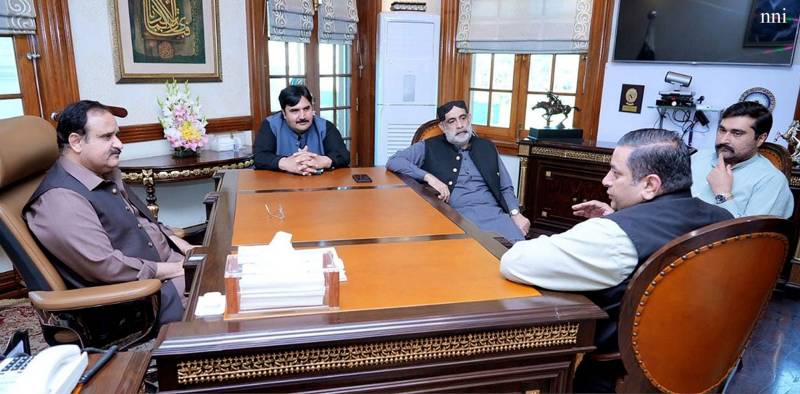 Over 30 parliamentarians meet CM Usman Buzdar