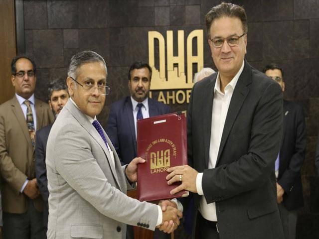 Carrefour Pakistan signs JVA with DHA Lahore to establish 2 new stores