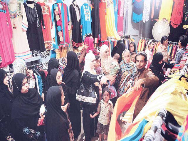 Shopping picks up momentum ahead of Eid in Peshawar