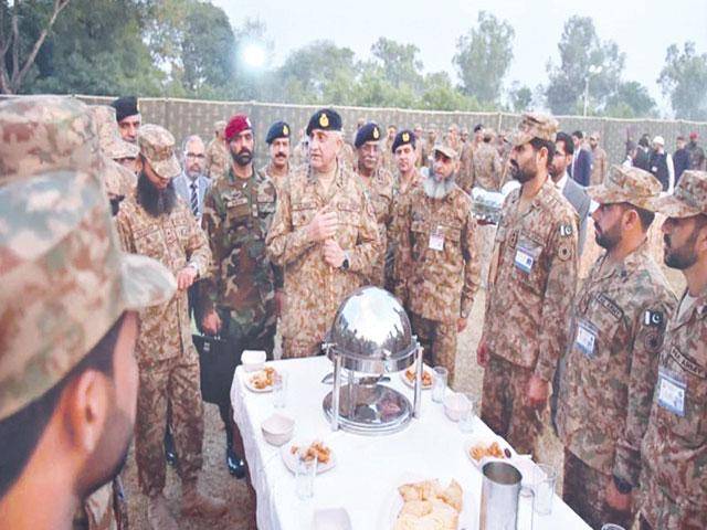 COAS visits front line troops in Padhar Sector