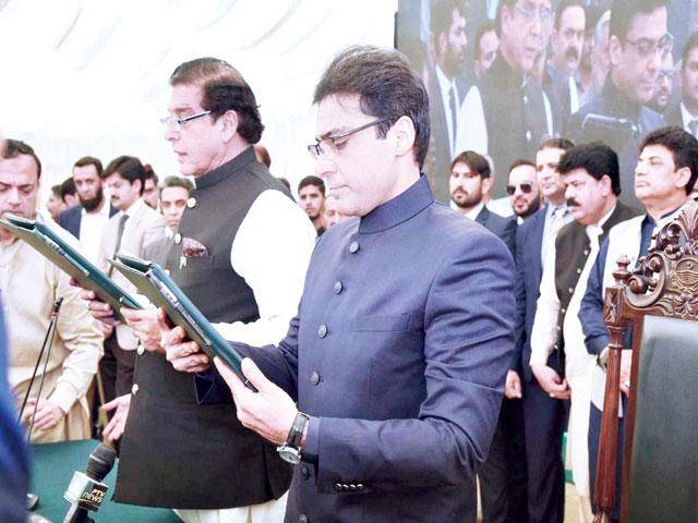 Hamza Shehbaz takes oath as Punjab CM