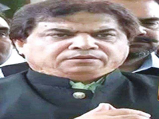 IHC stops Hanif Abbasi from working as SAPM