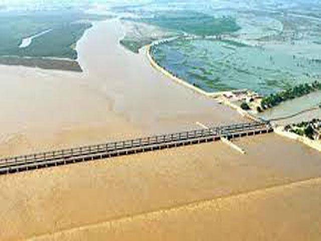 Mafia stealing water between Taunsa, Guddu Barrages through illegal pumping, NA body told