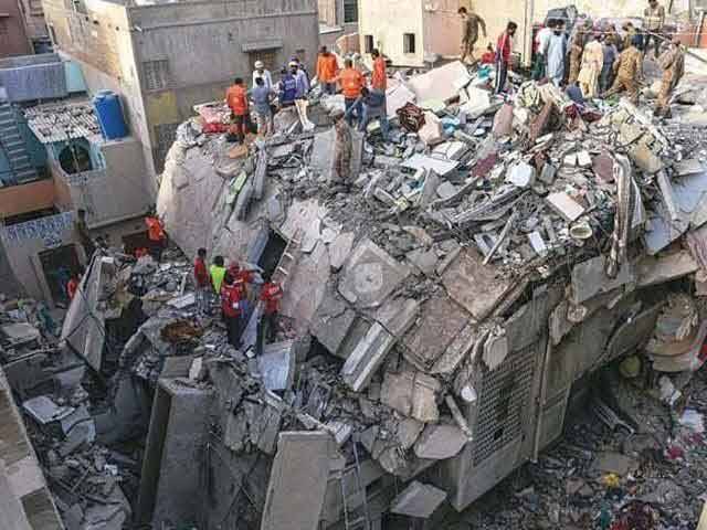 Seven-storey building collapses in Karachi; no casualty