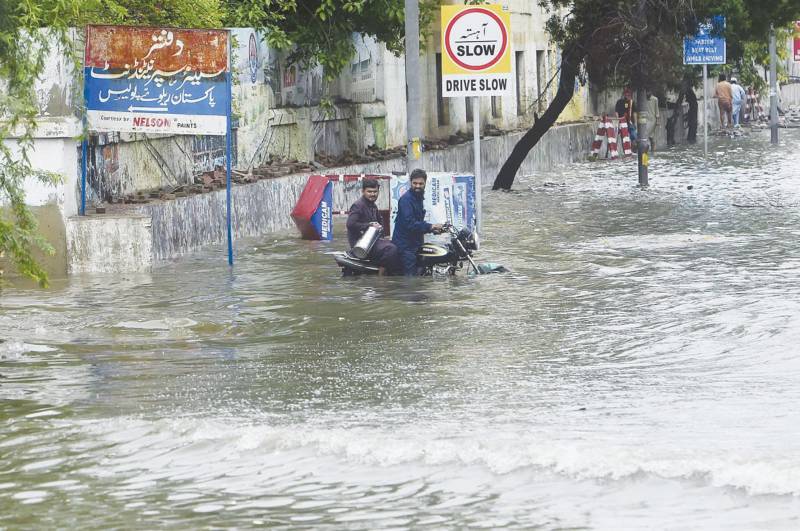 2 die as rain continues to lash Karachi for second day