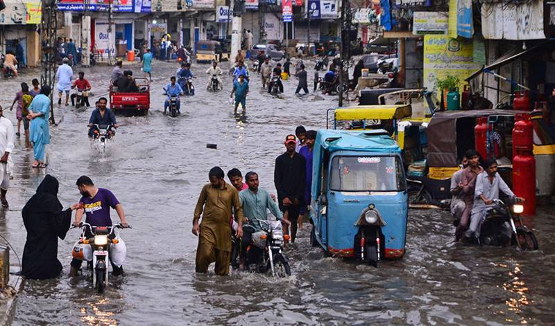 Traders ask for declaring Hyderabad as calamity hit area due to rains