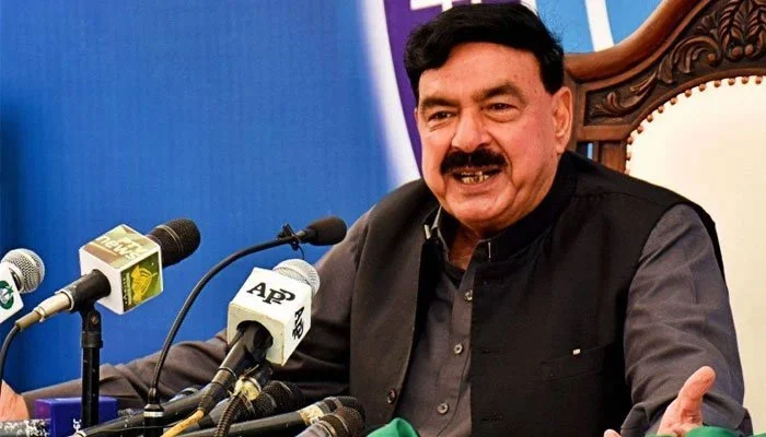 Nawaz who decided on no-trust motion now talking about leaving govt: Rasheed