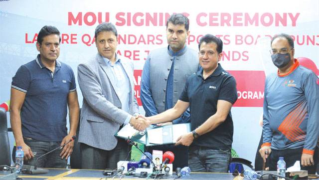 Lahore Qalandars, SBP sign MoU to nurture female cricketers