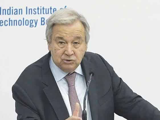 UN chief visits Mumbai, chides India on rights record