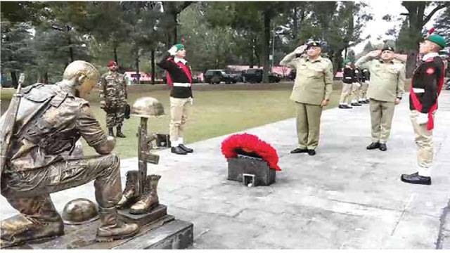 Army chief pays rich tributes to sacrifices of martyrs