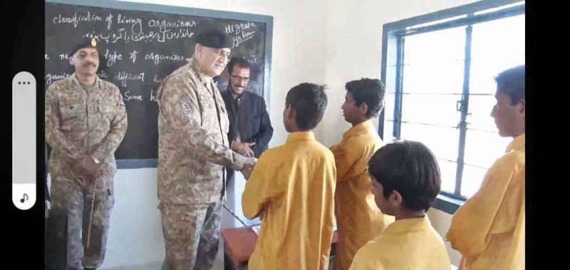 COAS opens pre-fabricated village for flood victims