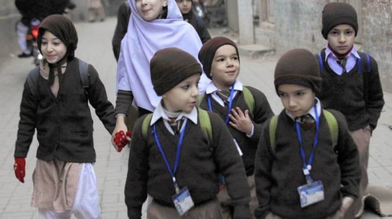 LHC orders authorities to extend winter holidays in schools for another week