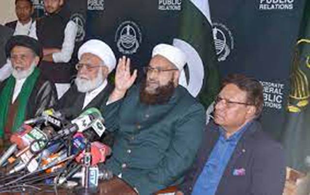 Ashrafi condemns suicide blast in Peshawar