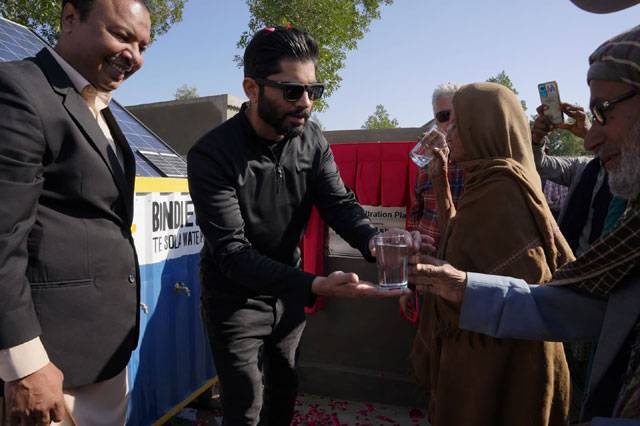 Flood relief efforts: IET, Coca-Cola inaugurate solar-powered water filtration system at Thatta village