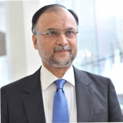 Ahsan Iqbal returns expensive official vehicle