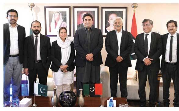 Bilawal assures lawyers of protecting Constitution