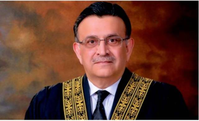 Top court to clarify law of children rights, says CJP