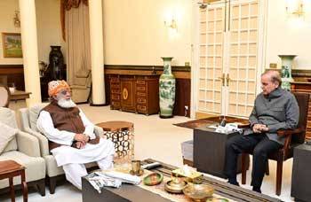 PM, Fazl discuss country’s political situation