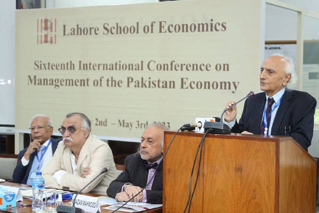 LSE hosts int’l conference on ‘Managing Pakistan’s Economy’