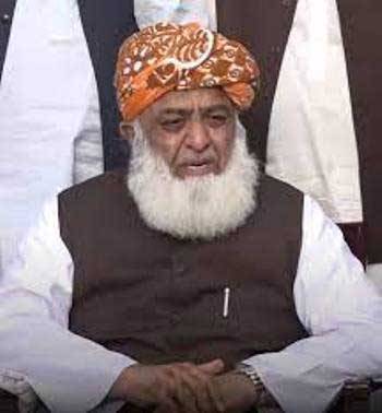 Fazlur Rehman departs for Thailand on private trip